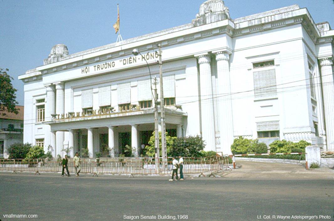 Tòa Thượng Nghị Viện được chụp vào những năm 1968