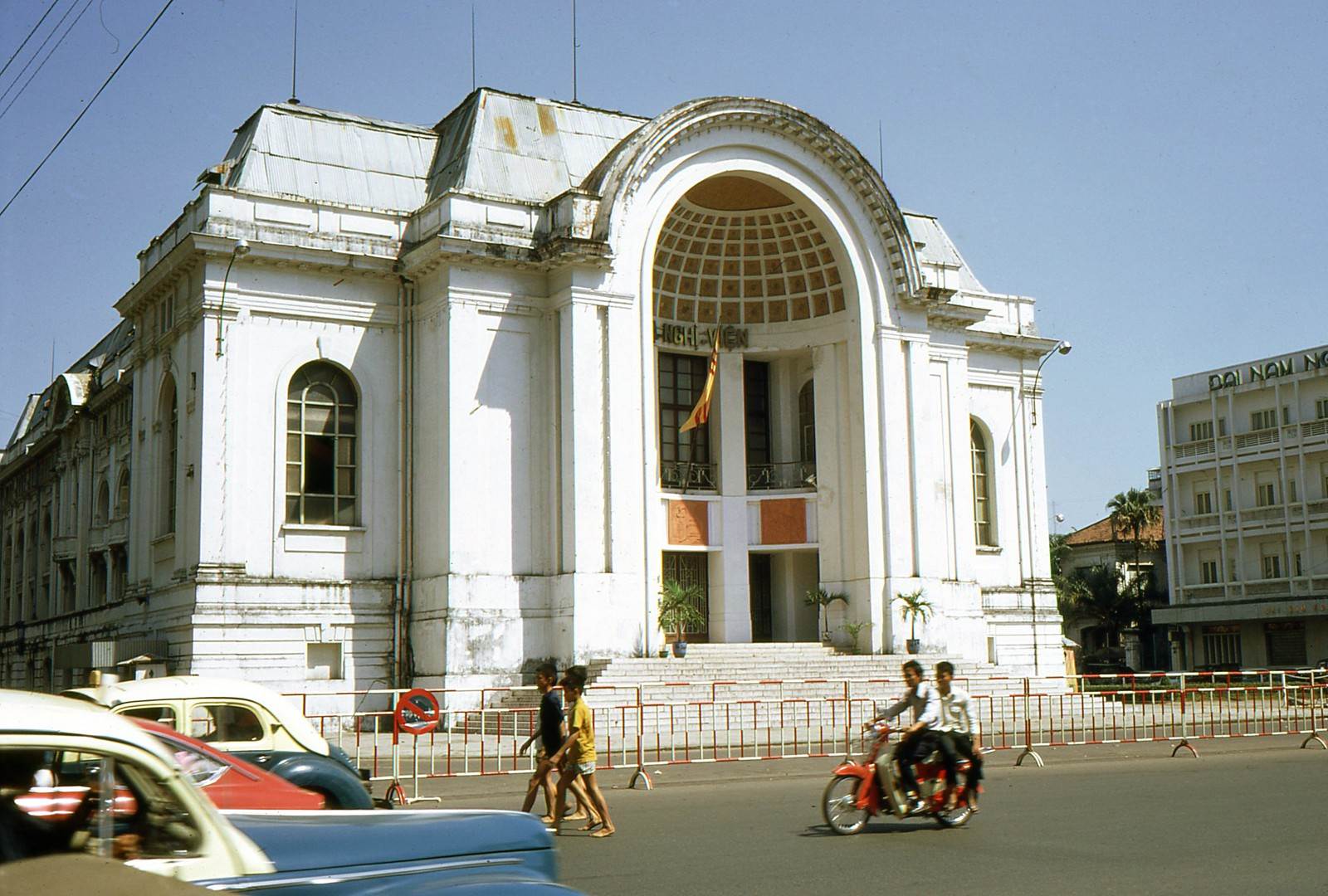 Hạ Nghị Viện Việt Nam Cộng Hòa được chụp vào năm 1969. Ảnh Frederick S. Moore